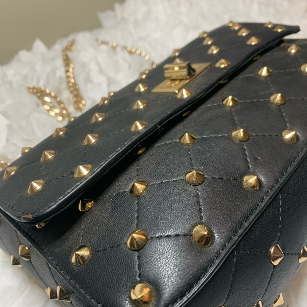 Black rockstud gold purse - Picture 6 of 7